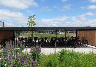 Cykelparkering Model KUBIC Med Sedumtag