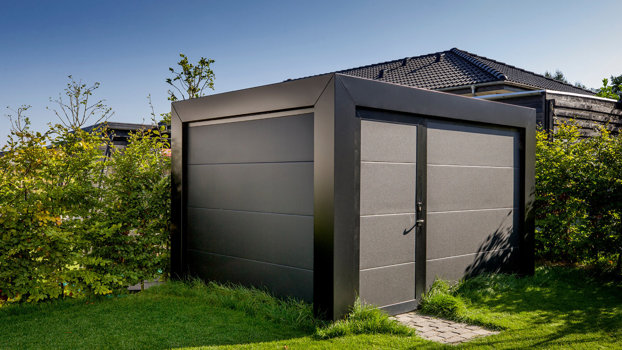 KUBIC fritstående redskabsrum med beklædning i Isopanel