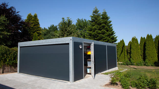 UNA garage med redskabsrum