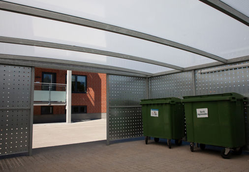 Containerskjulerrum model UNA med hulplade som beklædning