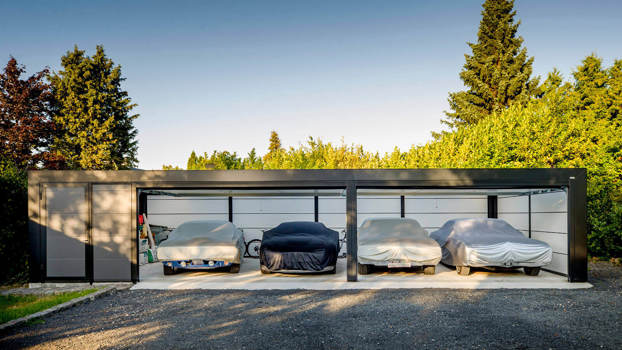 Pas på bilerne med en KUBIC garage med beklædning i isopanel