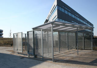 Cykeloverdaekning Til 10 Cykler Ved Aarhus Universitets Eksamenshus