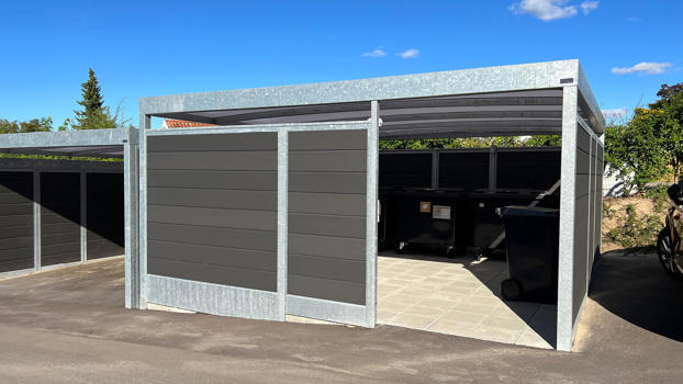 UNA containerskur med beklædning i komposit