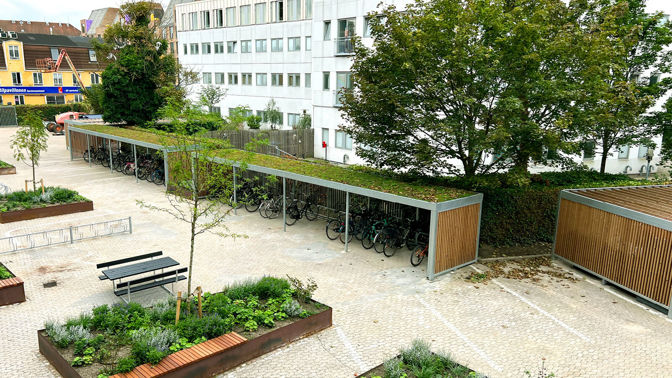 UNA Cykeloverdaekning Plads Til 25 Cykler Sedumtag