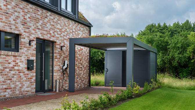 KUBIC Carport Til En Bil Med Sedumtag Og Redskabsrum