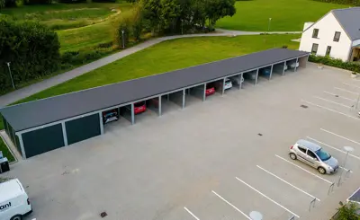 PLAN Carportanlaeg Med 11 Carporte Og 2 Garager