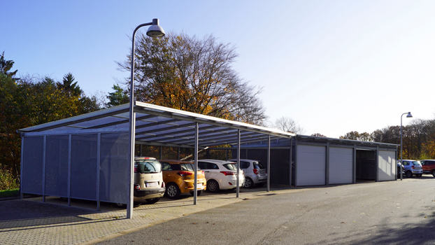 PLAN carportanlæg og garager med beklædning i strækmetal