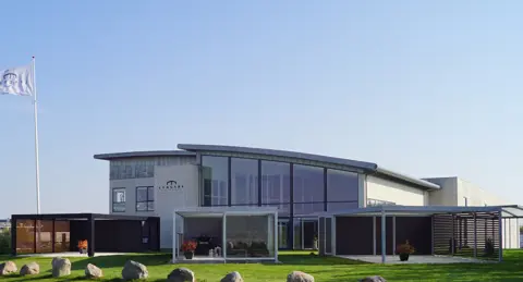 Lyngsøes hovedkontor og udstilling ved Søften