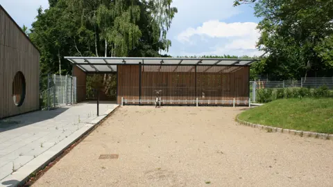 PLAN multifunktionel overdækning med tre funktioner under ét tag.