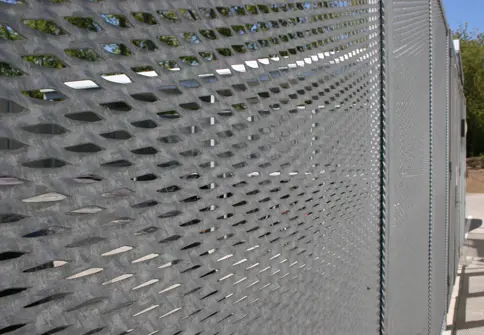 Straekmetal Taet Paa