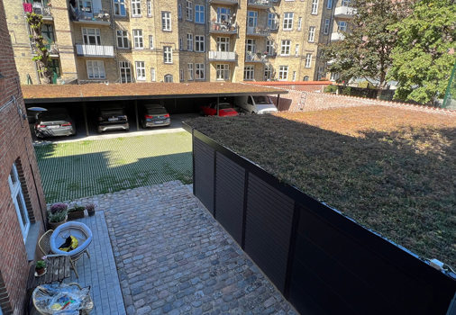 UNA carportanlæg med sedum på taget