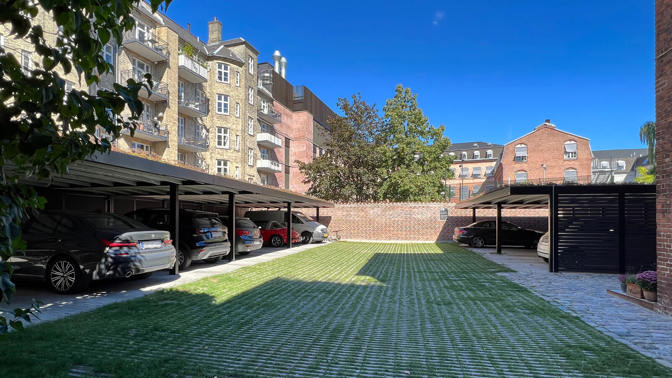 UNA Carporte Sort Pulverlakerede Med Sedumtag