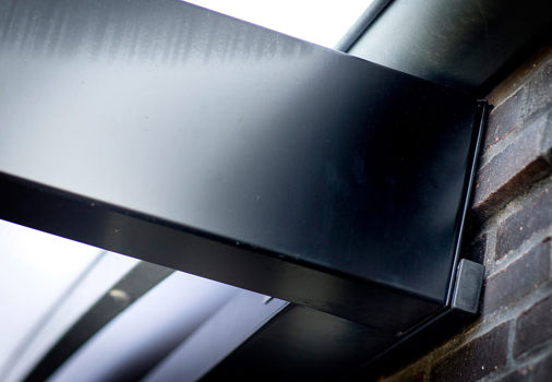 KUBIC Wall monteret på huset