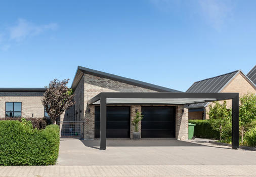 Stor KUBIC overdækning af garage, giver mange muligheder