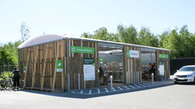 ELIPSE overdækning med Genbrugstræ til genbrugsstation
