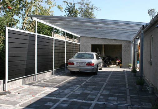 PLAN carport med ensidig taghældning og sidebeklædning